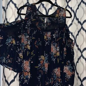 Lucky brand fall top